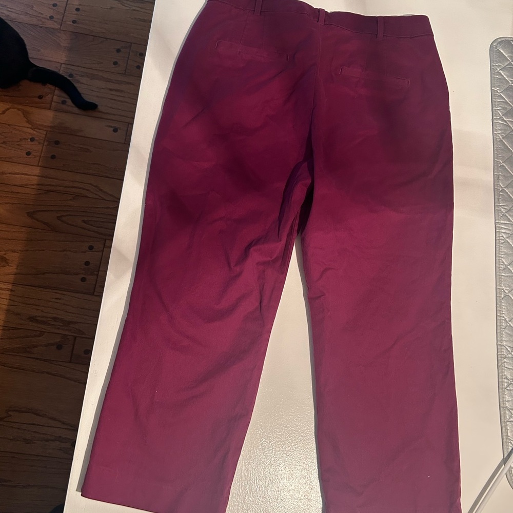 Gap Burgundy Straight-Leg Cropped  Pants
